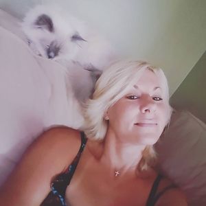 Meet your Posher, Christina